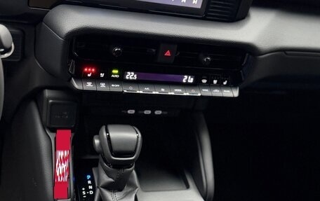 Toyota Land Cruiser Prado, 2024 год, 8 950 000 рублей, 11 фотография