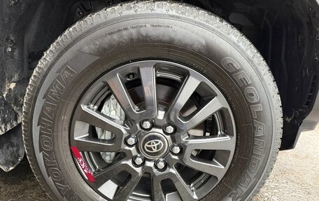 Toyota Land Cruiser Prado, 2024 год, 8 950 000 рублей, 14 фотография