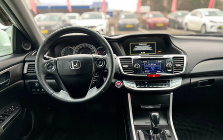 Honda Accord IX рестайлинг, 2013 год, 1 700 000 рублей, 25 фотография