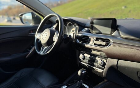 Mazda 6, 2016 год, 1 860 000 рублей, 11 фотография