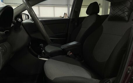 Hyundai Solaris II рестайлинг, 2013 год, 559 000 рублей, 19 фотография