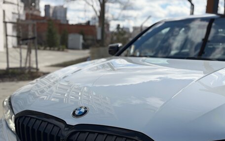 BMW 3 серия, 2019 год, 3 599 000 рублей, 21 фотография