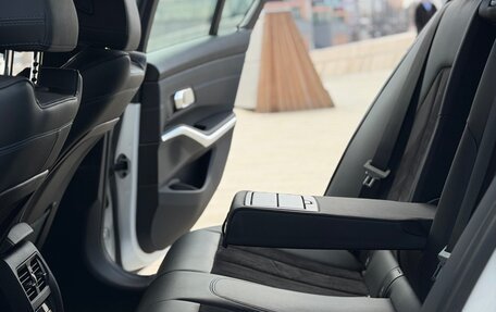 BMW 3 серия, 2019 год, 3 599 000 рублей, 37 фотография