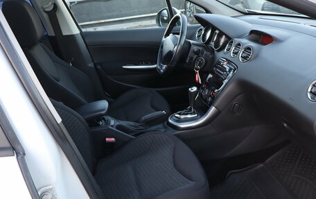 Peugeot 308 II, 2011 год, 369 000 рублей, 12 фотография