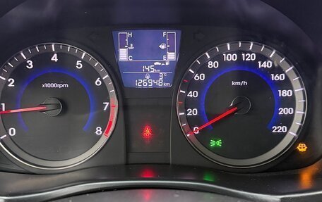 Hyundai Solaris II рестайлинг, 2016 год, 785 000 рублей, 8 фотография