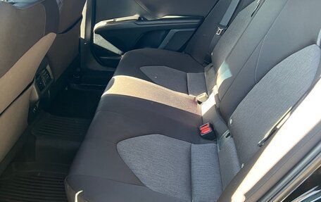 Toyota Camry, 2022 год, 2 490 000 рублей, 9 фотография