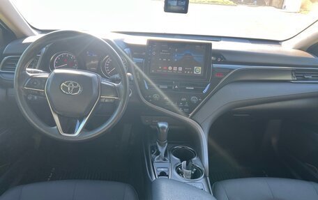 Toyota Camry, 2022 год, 2 490 000 рублей, 8 фотография