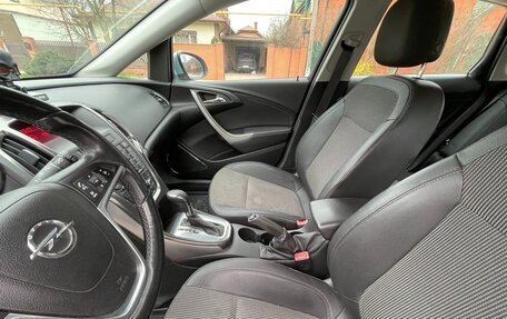 Opel Astra J, 2011 год, 690 000 рублей, 11 фотография