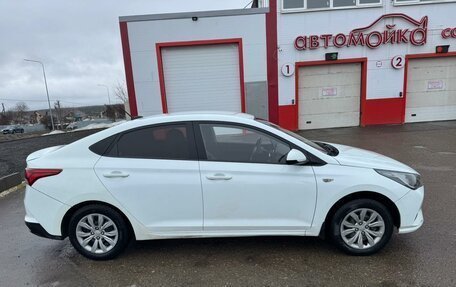 Hyundai Solaris II рестайлинг, 2020 год, 1 050 000 рублей, 3 фотография