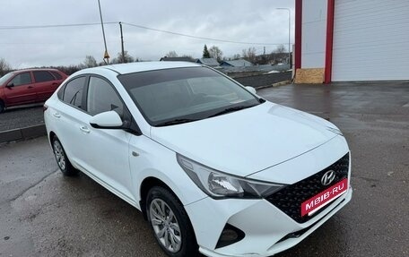 Hyundai Solaris II рестайлинг, 2020 год, 1 050 000 рублей, 4 фотография