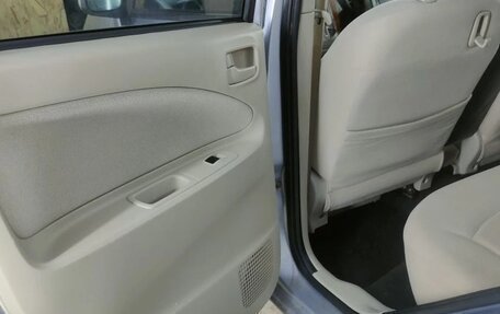 Mitsubishi Colt VI рестайлинг, 2005 год, 500 000 рублей, 11 фотография