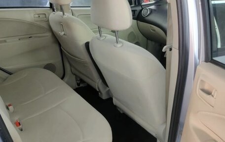 Mitsubishi Colt VI рестайлинг, 2005 год, 500 000 рублей, 14 фотография