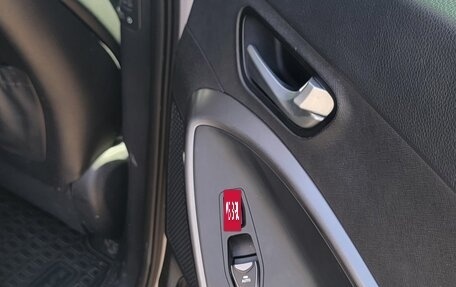 Hyundai Santa Fe III рестайлинг, 2013 год, 160 000 рублей, 14 фотография