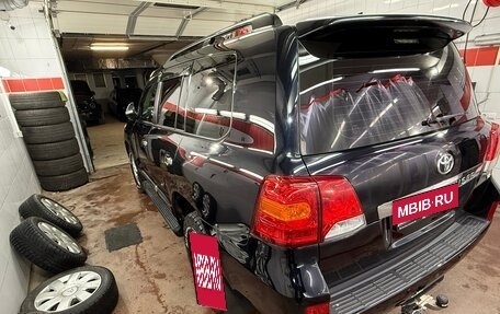 Toyota Land Cruiser 200, 2014 год, 6 000 000 рублей, 3 фотография