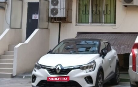 Renault Captur II, 2020 год, 1 790 000 рублей, 9 фотография