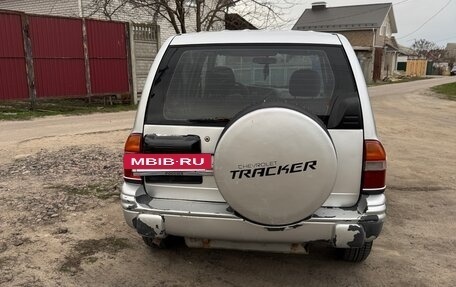 Chevrolet Tracker II, 2000 год, 250 000 рублей, 4 фотография