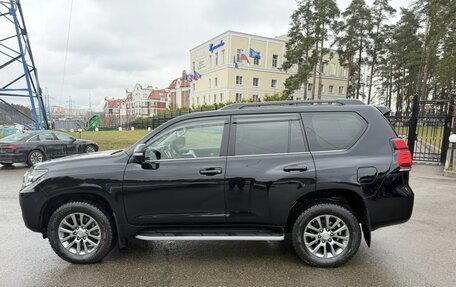 Toyota Land Cruiser Prado 150 рестайлинг 2, 2018 год, 5 800 000 рублей, 4 фотография
