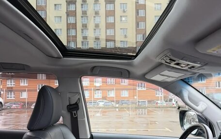 Toyota Land Cruiser Prado 150 рестайлинг 2, 2018 год, 5 800 000 рублей, 21 фотография