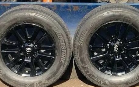 Toyota Land Cruiser Prado 150 рестайлинг 2, 2018 год, 5 800 000 рублей, 23 фотография