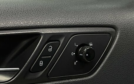 Volkswagen Jetta VI, 2011 год, 859 000 рублей, 16 фотография