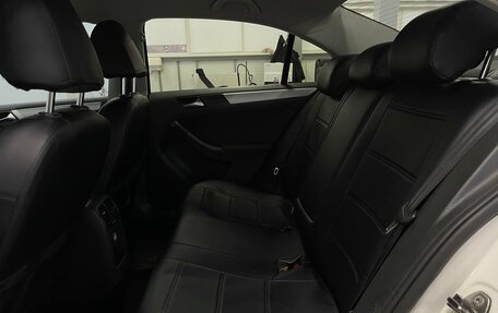 Volkswagen Jetta VI, 2011 год, 859 000 рублей, 20 фотография