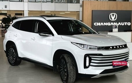 CheryExeed TXL, 2023 год, 2 450 000 рублей, 3 фотография