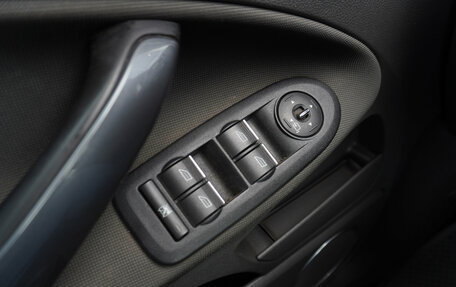 Ford Kuga III, 2011 год, 848 000 рублей, 17 фотография