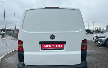 Volkswagen Caravelle T5, 2008 год, 1 050 000 рублей, 4 фотография