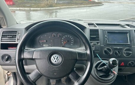 Volkswagen Caravelle T5, 2008 год, 1 050 000 рублей, 11 фотография