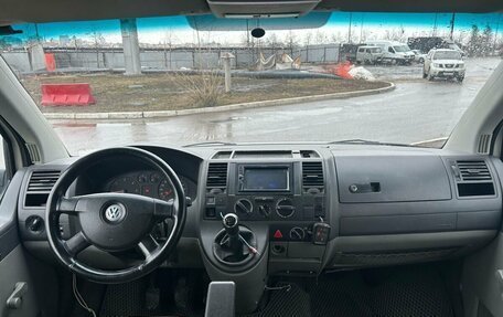 Volkswagen Caravelle T5, 2008 год, 1 050 000 рублей, 13 фотография