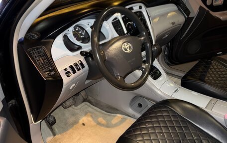 Toyota Highlander III, 2004 год, 970 000 рублей, 14 фотография