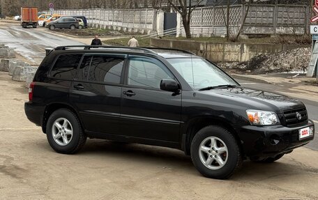 Toyota Highlander III, 2004 год, 970 000 рублей, 2 фотография
