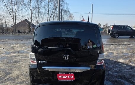 Honda Freed I, 2013 год, 1 090 000 рублей, 4 фотография