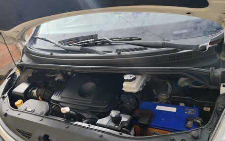 Hyundai H-1 II рестайлинг, 2015 год, 2 085 000 рублей, 4 фотография