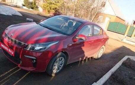 KIA Rio IV, 2018 год, 1 300 000 рублей, 5 фотография
