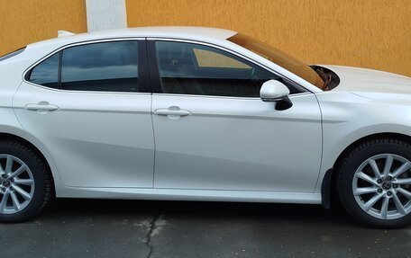 Toyota Camry, 2021 год, 3 100 000 рублей, 5 фотография