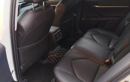 Toyota Camry, 2021 год, 3 100 000 рублей, 12 фотография