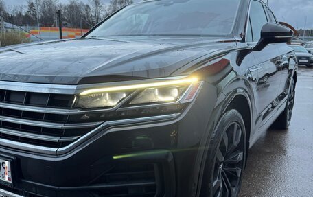 Volkswagen Touareg III, 2018 год, 5 400 000 рублей, 3 фотография