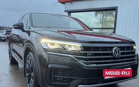 Volkswagen Touareg III, 2018 год, 5 400 000 рублей, 2 фотография