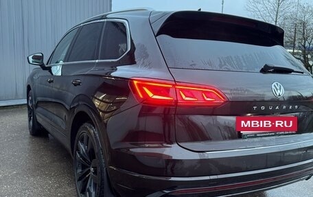 Volkswagen Touareg III, 2018 год, 5 400 000 рублей, 6 фотография