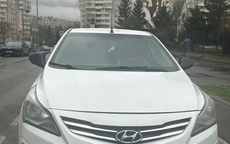 Hyundai Solaris II рестайлинг, 2016 год, 550 000 рублей, 2 фотография