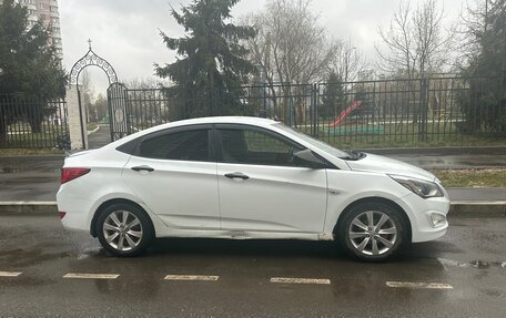 Hyundai Solaris II рестайлинг, 2016 год, 550 000 рублей, 8 фотография