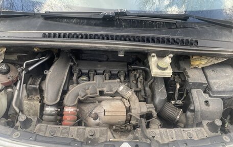 Peugeot 3008 I рестайлинг, 2014 год, 1 200 000 рублей, 17 фотография