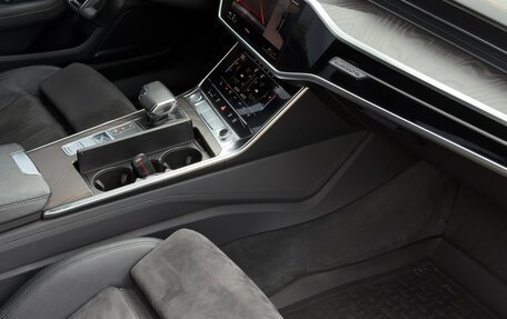 Audi A6, 2018 год, 4 200 000 рублей, 14 фотография