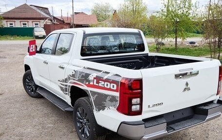 Mitsubishi L200, 2025 год, 5 300 000 рублей, 11 фотография