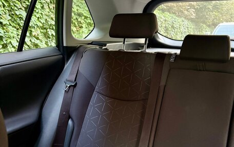 Toyota RAV4, 2021 год, 3 600 000 рублей, 7 фотография