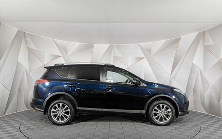 Toyota RAV4, 2018 год, 2 345 000 рублей, 6 фотография