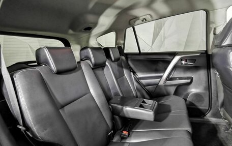 Toyota RAV4, 2018 год, 2 345 000 рублей, 16 фотография