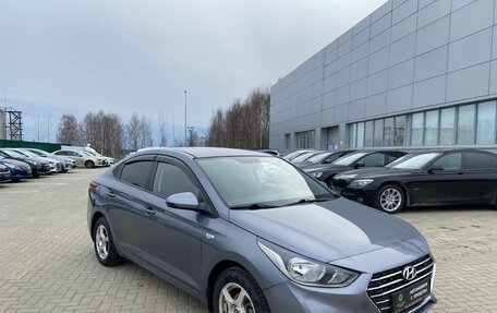 Hyundai Solaris II рестайлинг, 2017 год, 1 180 000 рублей, 2 фотография