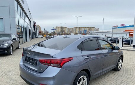 Hyundai Solaris II рестайлинг, 2017 год, 1 180 000 рублей, 4 фотография